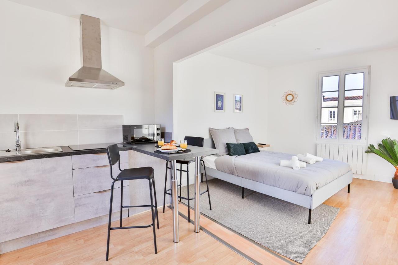 Le Ferry # Hyper-Centre # Terrasse Apartment Cognac Luaran gambar